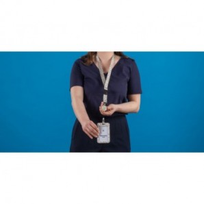 Kit porta badge 110x68 mm + cordoncino 440x20 mm + avvolgibile nero con filo 80 cm Avery floreale - R4828HF-1